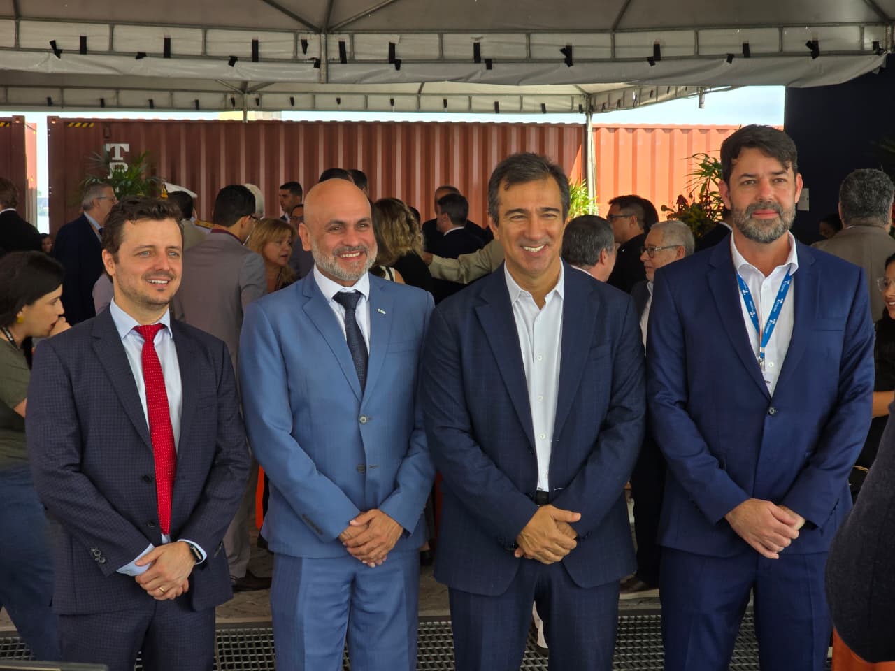 ANUNCIO RIO BR TERMINAL 6