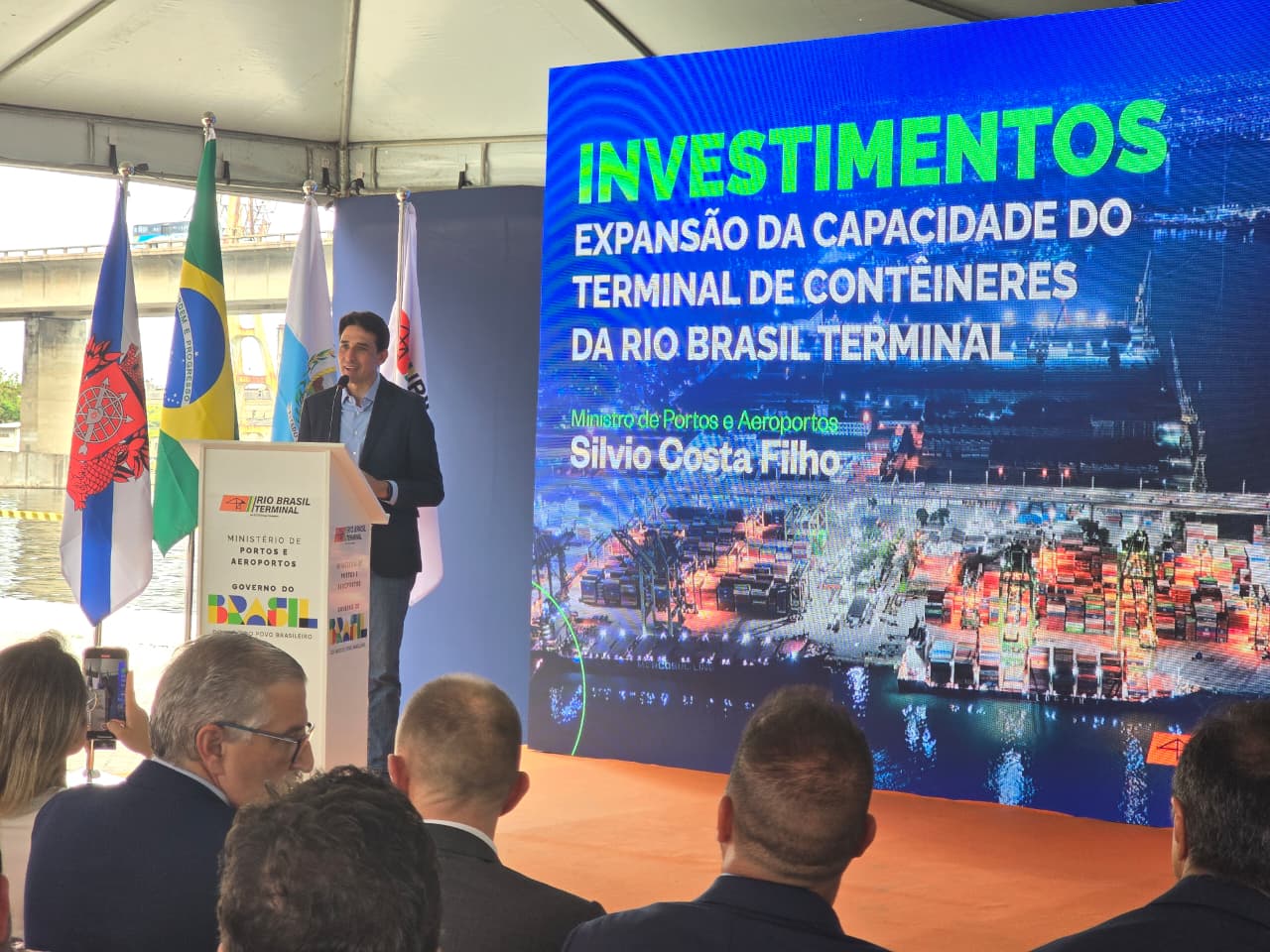 ANUNCIO RIO BR TERMINAL 5