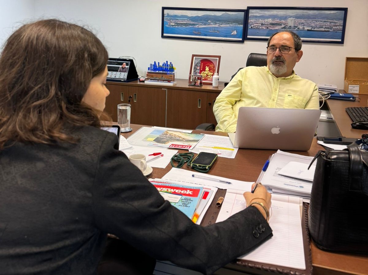 entrevistadora com o presidente Francisco Martins
