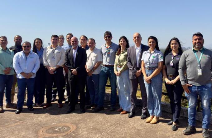 visita novo presi porto itaguai